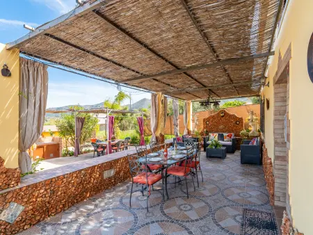 Maison spacieuse près d'Alhaurín de la Torre, 5 chambres, pour 10 personnes avec piscine - Photo 14
