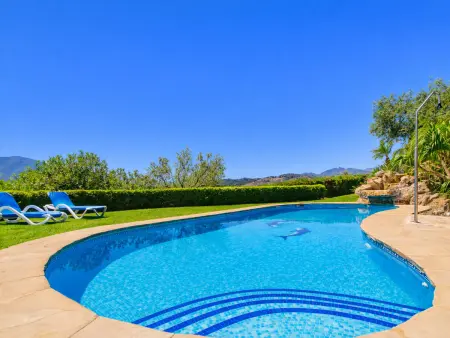Gîte rural à Alhaurín el Grande avec piscine privée, idéal pour 14 personnes - Photo 1