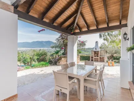 Gîte rural à Alhaurín el Grande avec piscine privée, idéal pour 14 personnes - Photo 8