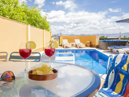 Grande maison familiale à Cártama avec piscine et jeux, pour 13 personnes - Photo 3