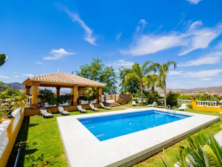 Luxueuse villa avec piscine chauffée à Cártama, idéale pour 12 personnes - Photo 1