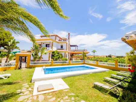 Luxueuse villa avec piscine chauffée à Cártama, idéale pour 12 personnes - Photo 8