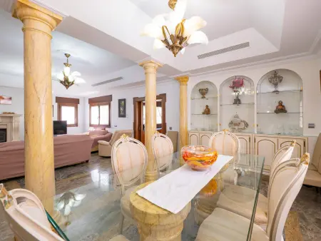 Luxueuse villa avec piscine chauffée à Cártama, idéale pour 12 personnes - Photo 32