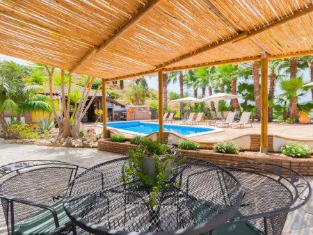 Évasion romantique pour 2 à Mijas avec piscine et barbecue - Photo 13