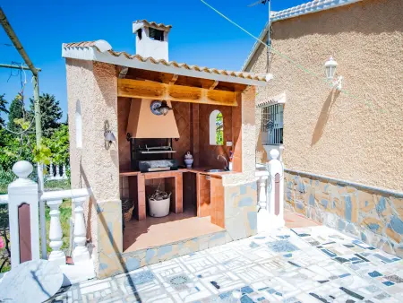 Maison familiale en Espagne avec piscine privée - Photo 10