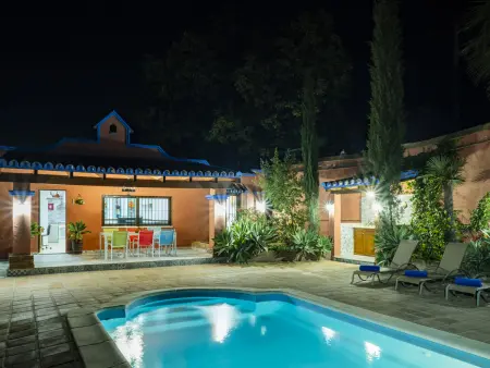 Gîte rural avec piscine privée et climatisation, proche de Lauro Golf - Photo 3