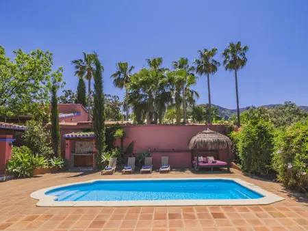 Gîte rural avec piscine privée et climatisation, proche de Lauro Golf - Photo 6