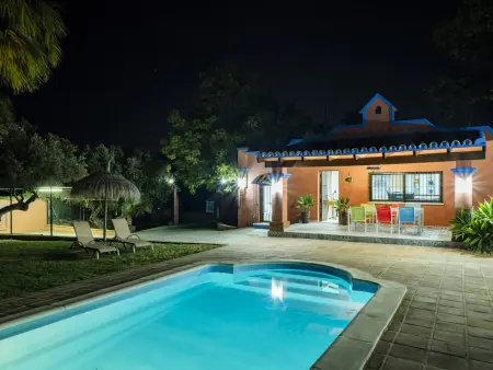 Gîte rural avec piscine privée et climatisation, proche de Lauro Golf - Photo 7