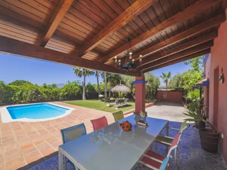 Gîte rural avec piscine privée et climatisation, proche de Lauro Golf - Photo 12