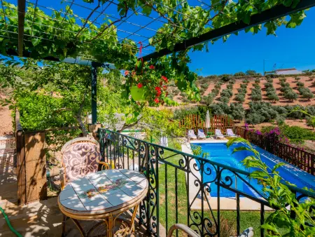 Maison charmante à Ardales avec piscine privée et nature paisible - Photo 9