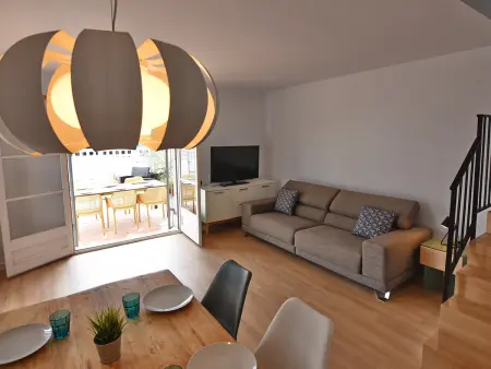 Maison rénovée avec terrasses et piscine à L'Escala - Photo 5