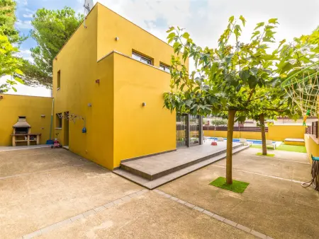 Maison moderne avec piscine privée, proche plage - Photo 2
