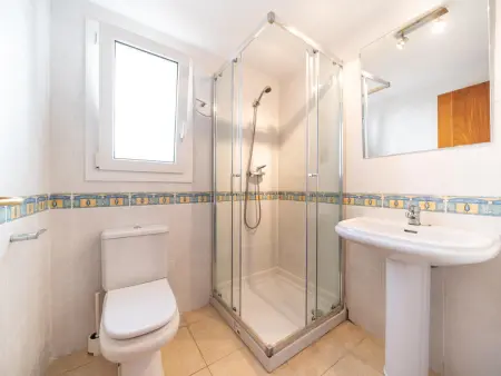 Maison familiale à L'Escala avec piscine privée, proche plage - Photo 8