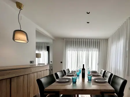 Villa spacieuse avec piscine privée près de la plage - Photo 7