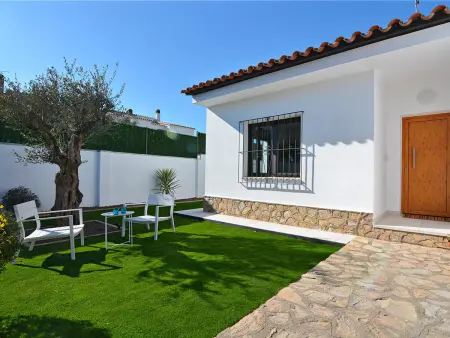 Villa spacieuse avec piscine privée près de la plage - Photo 28