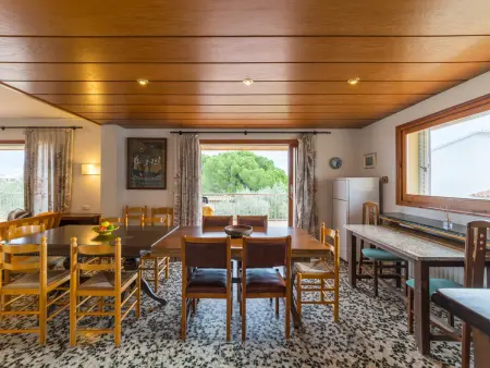 Grande maison avec jardin et piscine à L'Escala, idéale jusqu'à 13 personnes - Photo 4
