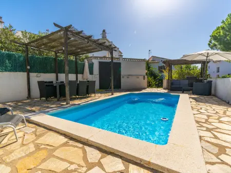 Maison avec piscine privée proche du Parc Naturel du Montgrí, idéale pour 8 personnes - Photo 2