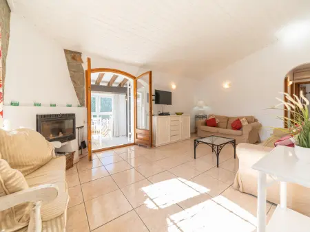 Maison avec piscine privée proche du Parc Naturel du Montgrí, idéale pour 8 personnes - Photo 4