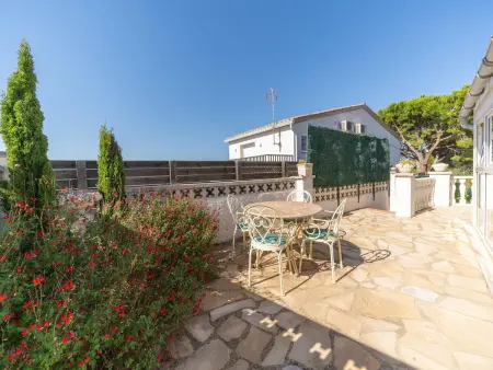 Maison avec piscine privée proche du Parc Naturel du Montgrí, idéale pour 8 personnes - Photo 8