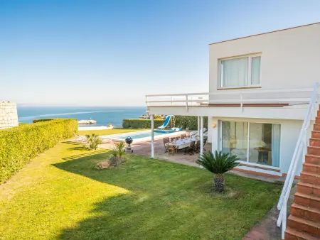 Maison familiale avec jardin et piscine privée à L'Escala - Photo 4