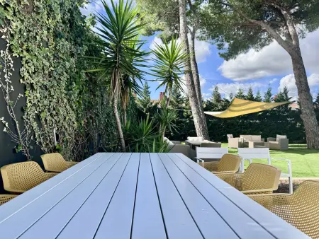 Villa moderne avec piscine privée, Wi-Fi, parking et climatisation, proche plage - Photo 10