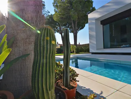 Villa moderne avec piscine privée, Wi-Fi, parking et climatisation, proche plage - Photo 30