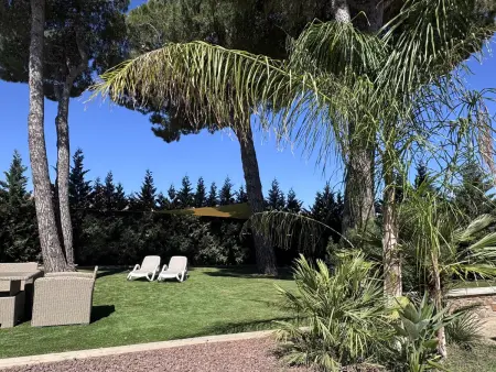 Villa moderne avec piscine privée, Wi-Fi, parking et climatisation, proche plage - Photo 33