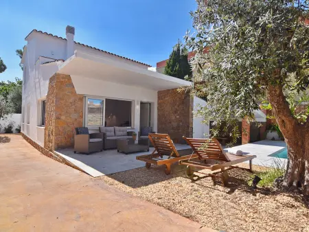 Villa spacieuse rénovée 2023 avec piscine privée à L'Escala - Photo 3