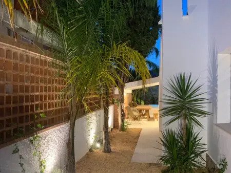 Villa moderne rénovée avec patio et parking, proche Cala Montgó - Photo 28