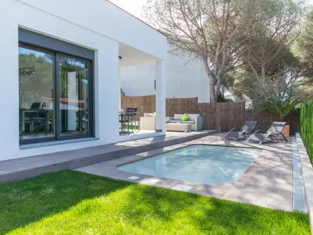 Maison moderne à 200m de la plage avec piscine privée - Photo 1