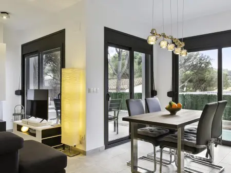 Maison moderne à 200m de la plage avec piscine privée - Photo 2