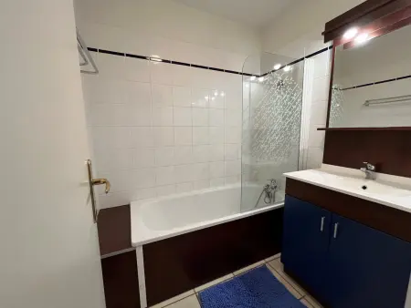 Charmant T2 avec Piscine Commune et WIFI à 200m des Thermes - Photo 7