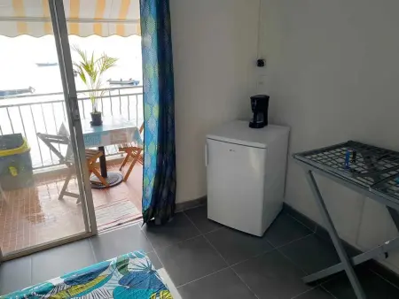 Studio cosy avec vue mer à Les Anses-d'Arlet, Appartement 2 personnes à Les Anses d'Arlet - Photo 3