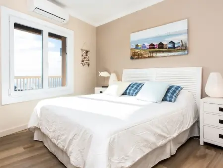 Appartement lumineux avec terrasse et parking près de la plage - Photo 5