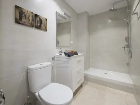 Appartement moderne centre Tarragone, climatisé et Wi-Fi - Photo 3
