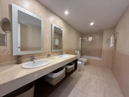 Maison confortable 4 ch avec piscine privée près des plages de La Mora et Tamarit - Photo 8