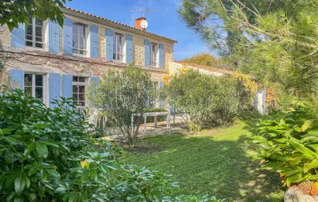 Charmante maison avec piscine, Maison 14 personnes à Tonnay Charente - Photo 7