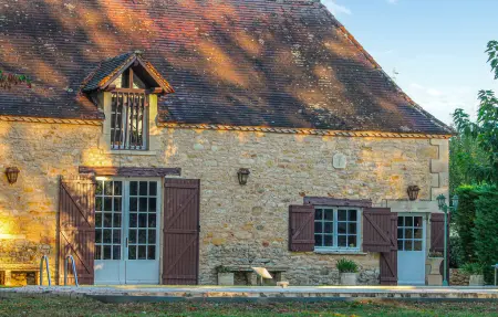 Charmante Maison avec piscine, Maison 10 personnes à Fleurac - Photo 11