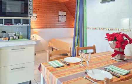 Studio Dans Maison 1, Appartement 2 personnes à Larmor plage - Photo 11