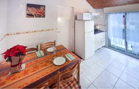 Studio Dans Maison 1, Appartement 2 personnes à Larmor plage - Photo 13