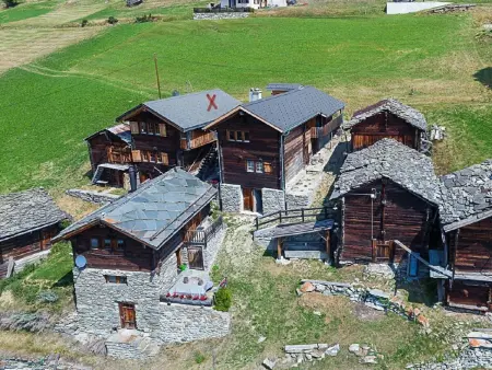 Chalet 1679, Maison 4 personnes à Törbel - Photo 1