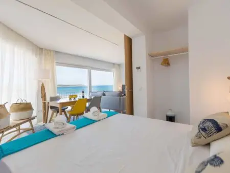 Tolle Wohnung in S'illot-Cala Morlanda mit Terrasse - Photo 22
