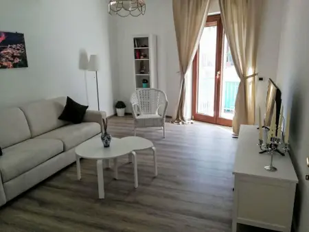 Lucyhome, Appartement 5 personnes à Sorrento - Photo 2