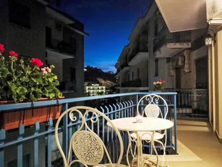 Lucyhome, Appartement 5 personnes à Sorrento - Photo 9