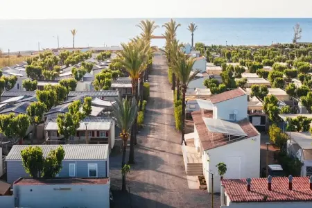 HOLA CAMP CHILCHES-Comfort 2, Bungalow à Xilxes avec terrasse pour couple - Photo 11