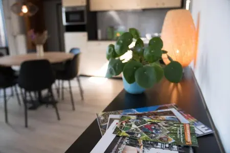 Luxe Lodges, Chalet de luxe en forêt avec jardin privé - Photo 9