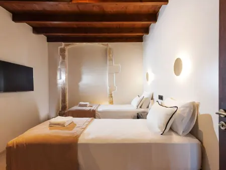 Ali Vafi's Villa - Beheizter Jacuzzi und Innenpool - Photo 16