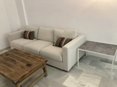 Appartement moderne et spacieux avec patio et parking à Séville - Photo 3