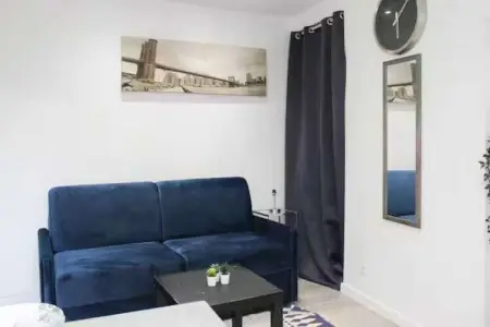 RZ-6-ROUX-M, Studio Confortable - 2P - Clichy - Photo 2
