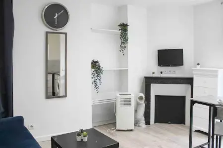 RZ-6-ROUX-M, Studio Confortable - 2P - Clichy - Photo 7